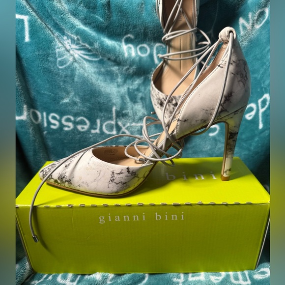 PREVIOUSLY WORN Gianni Bini Marble Edda Women's High Heels w/Lace up Detail - Picture 4 of 11